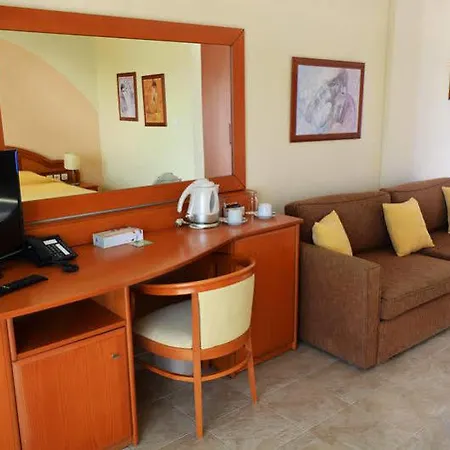 Hotel Alexandros Palace And Suites 5*